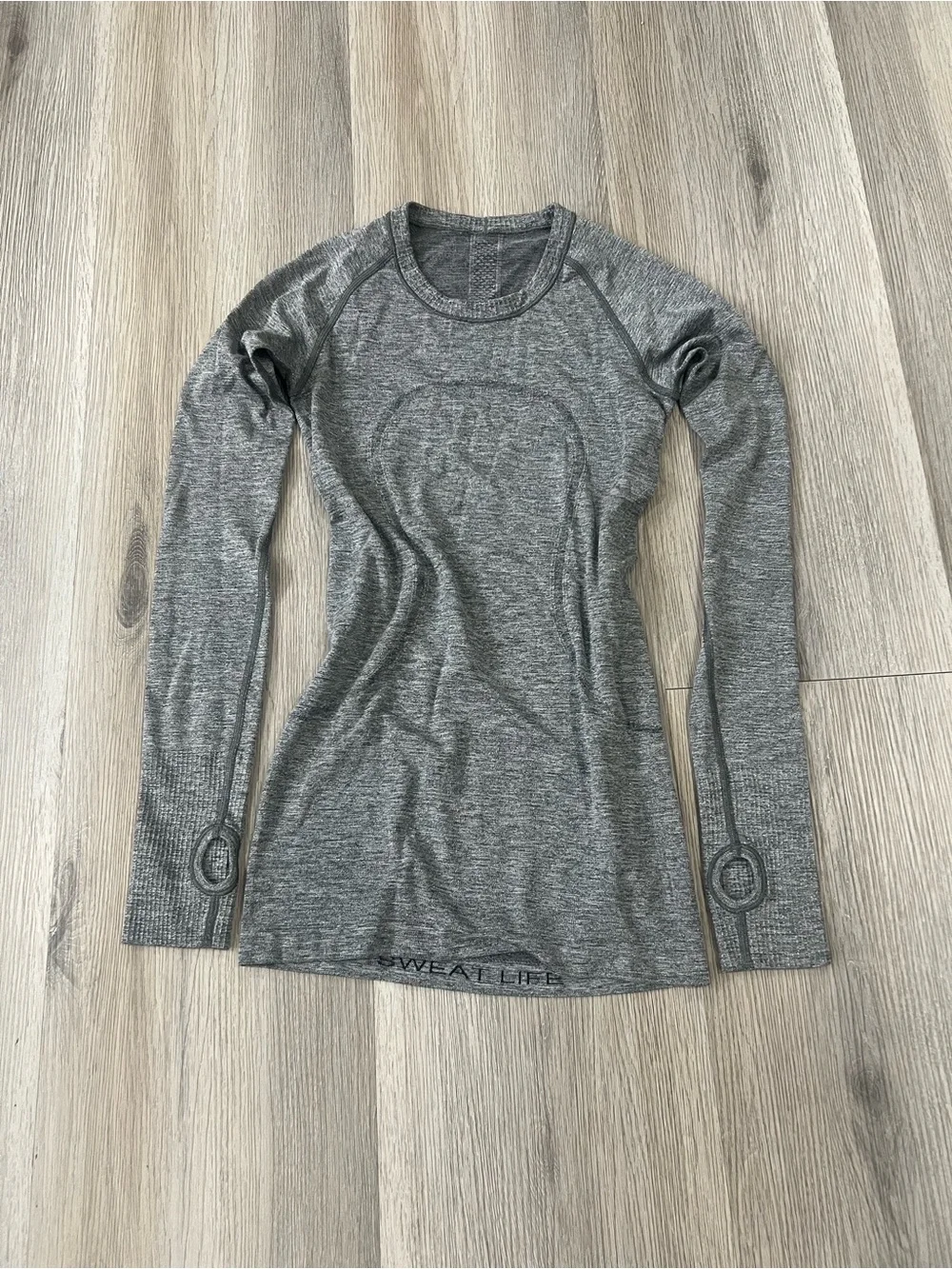 lululemon athletica Heather Grey Long-Sleeve Seamless Performance Top